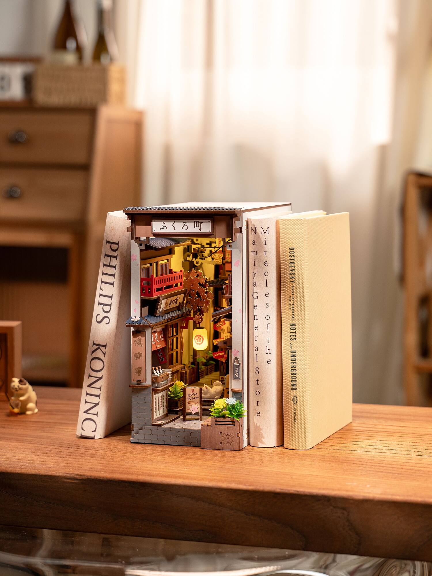Rolife® Sakura Wine Alley DIY Book Nook Shelf Insert Kit